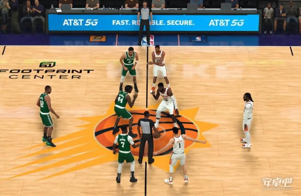 NBA2K23阻止进攻球员出手操作方法